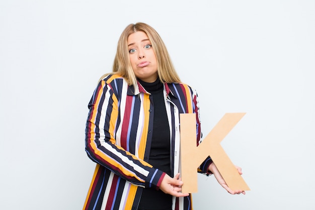 Czy tupet ma tylko negatywne znaczenie?