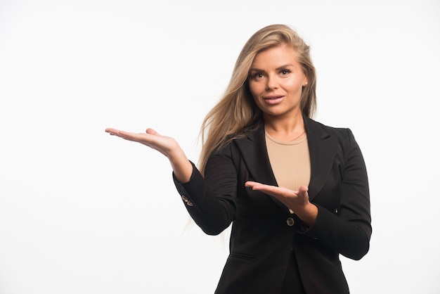 Czym jest model biznesowy i dlaczego każda firma go potrzebuje?