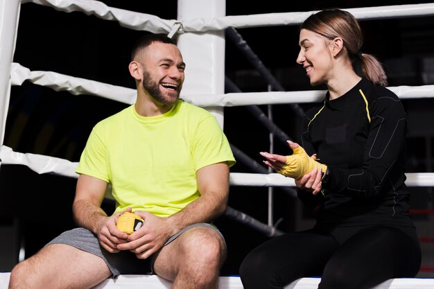 Czym jest trening interpersonalny i komu może pomóc?