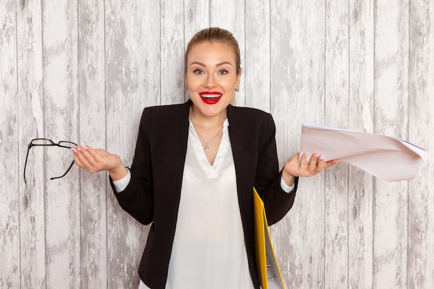 Jak styl kierowania wpływa na efektywność zespołu?