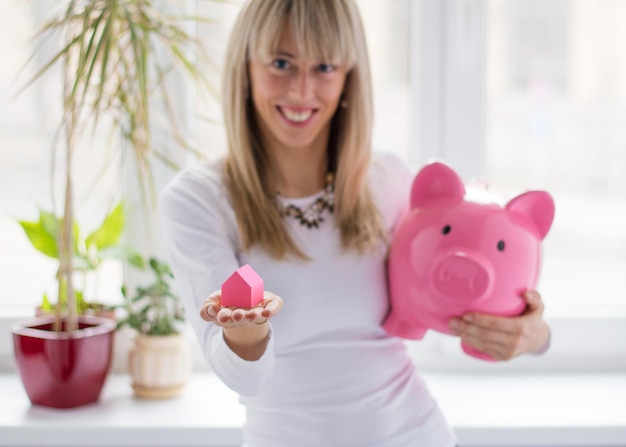 Jak bezpiecznie zainwestować pieniądze i uniknąć najczęstszych pułapek?