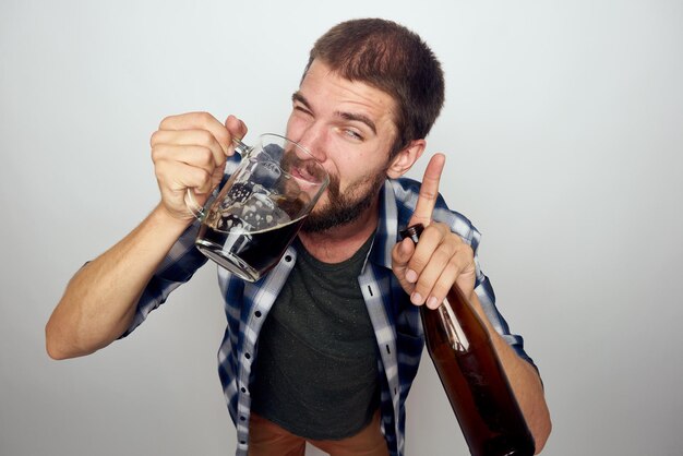 Czy można pić alkohol po usunięciu zęba?