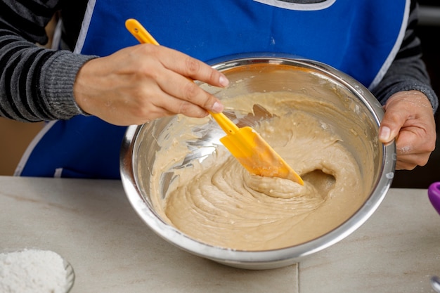 Jak wykorzystać chałwę w codziennej kuchni?