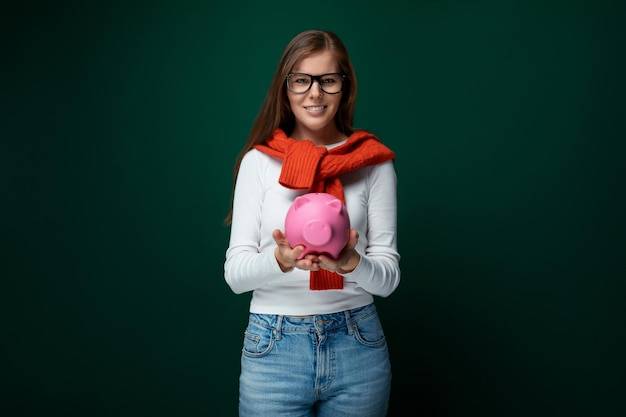 Jak oszczędzać pieniądze jako student na co dzień?